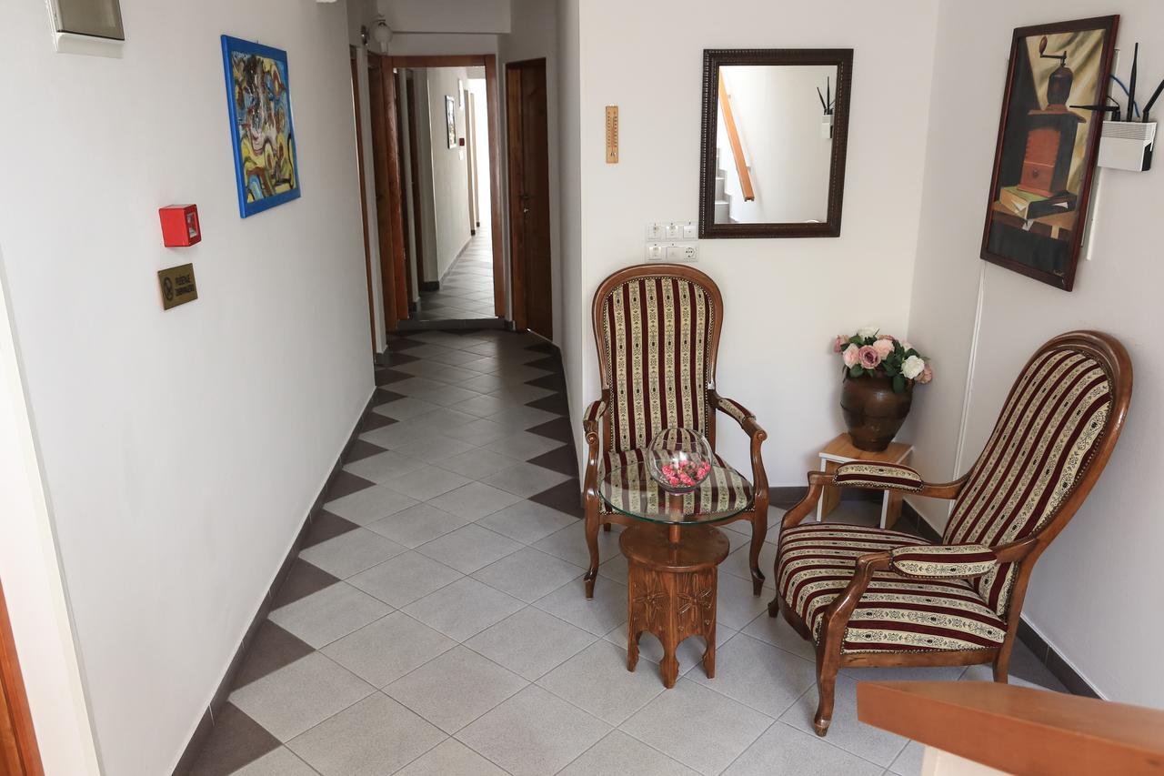 Pansion Centar Bed & Breakfast Tuzla Exterior photo
